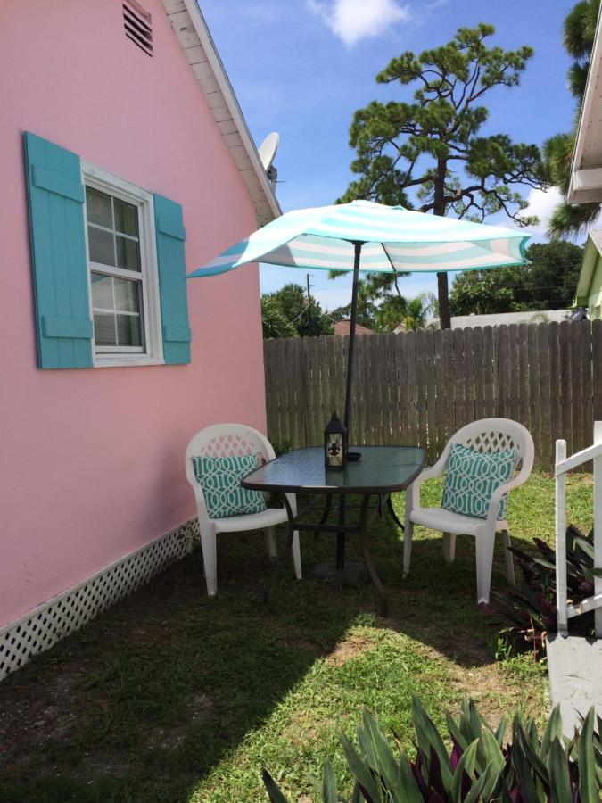 Pelican Island Cottages Sebastian Esterno foto